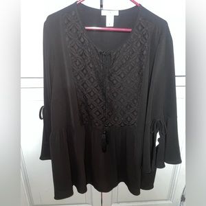New Moa Moa black blouse beautiful flared sleeves